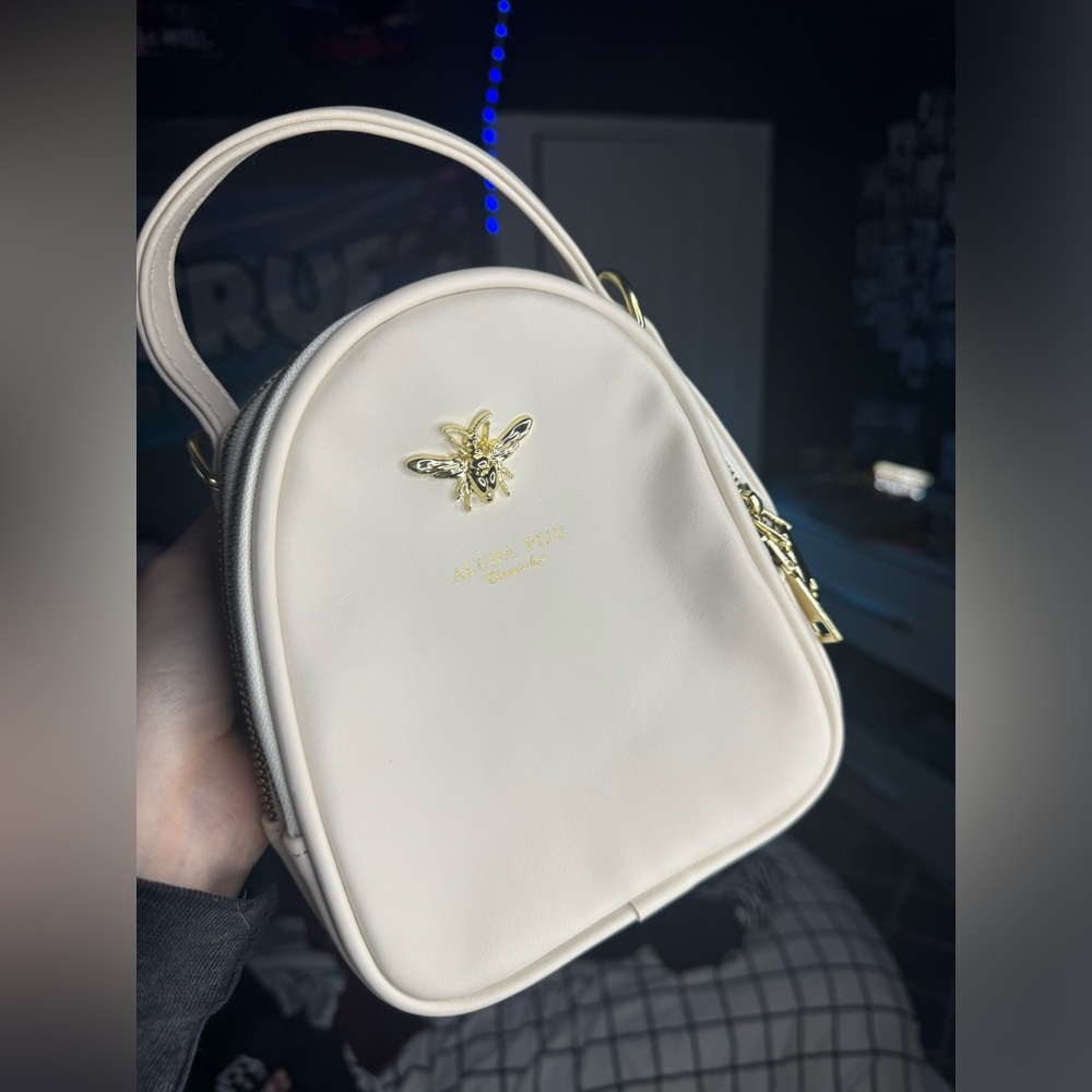 Gold Bee 🐝 mini bag with strap! ✨